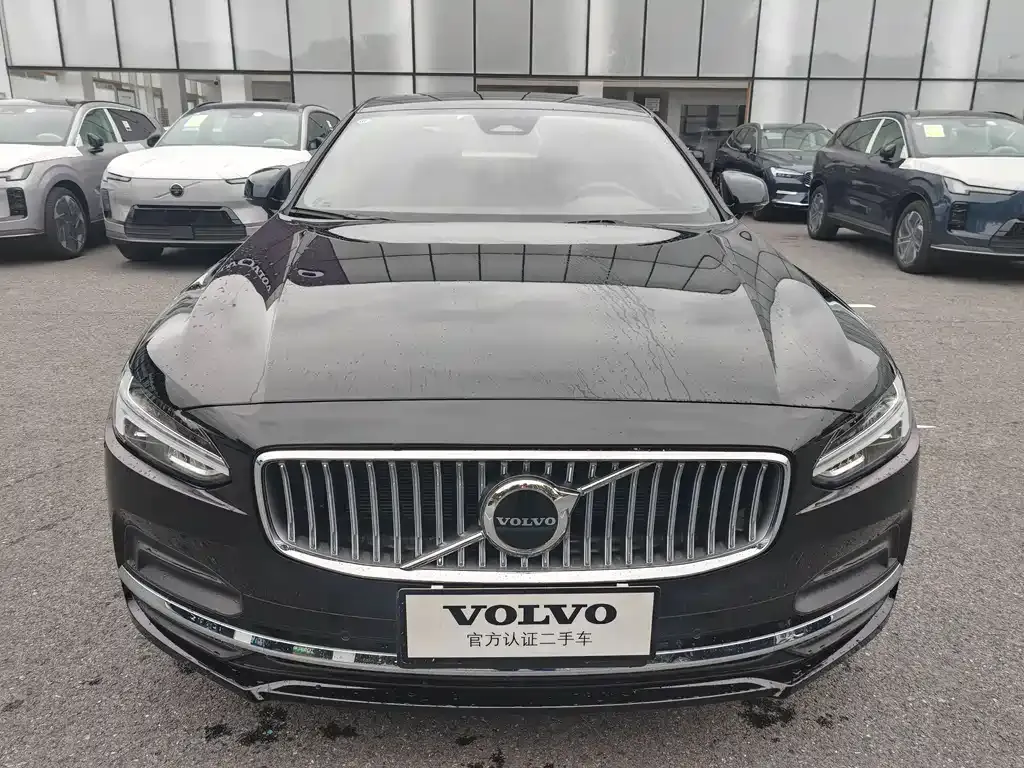 Volvo S90 2025 из CN, фото 3