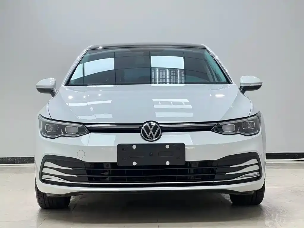 Volkswagen Golf 2022 из CN, фото 2