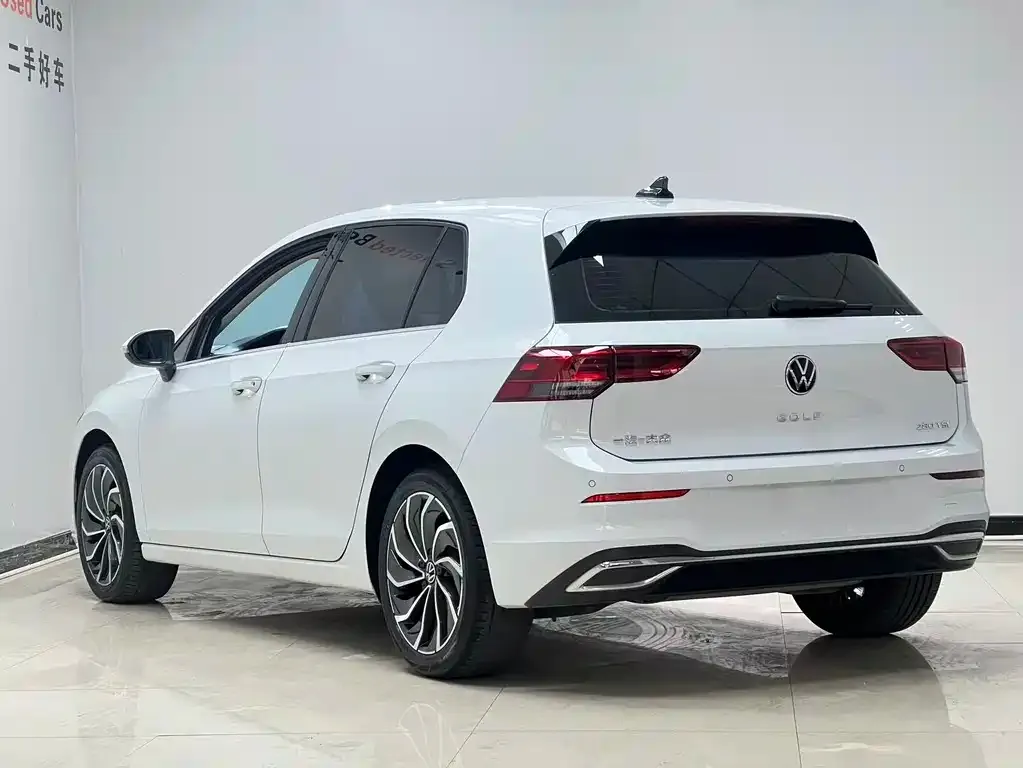 Volkswagen Golf 2022 из CN, фото 4