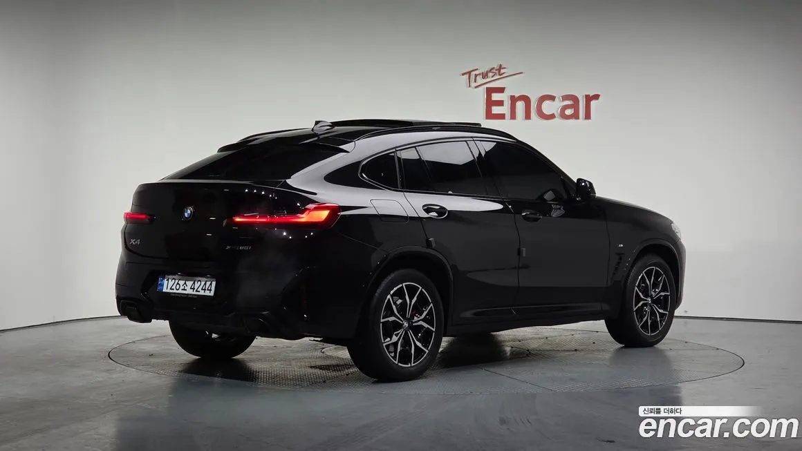 BMW X4 2023 из KR, фото 2