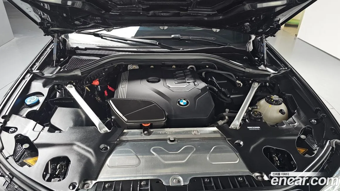 BMW X4 2023 из KR, фото 6