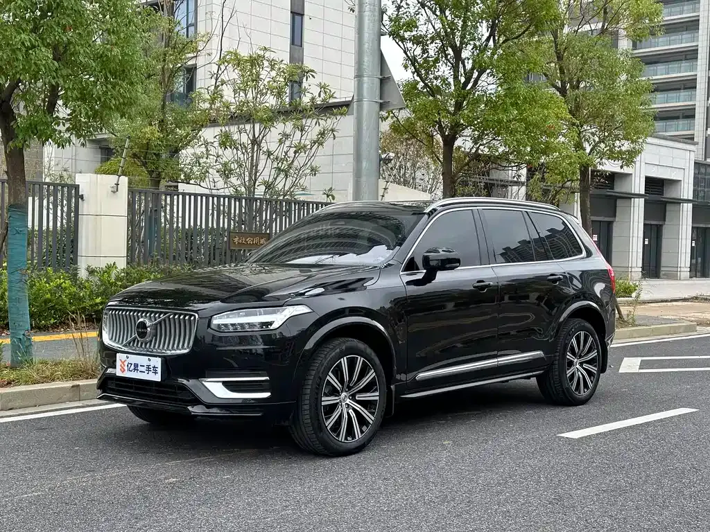 Volvo XC90 2024 из CN, фото 1