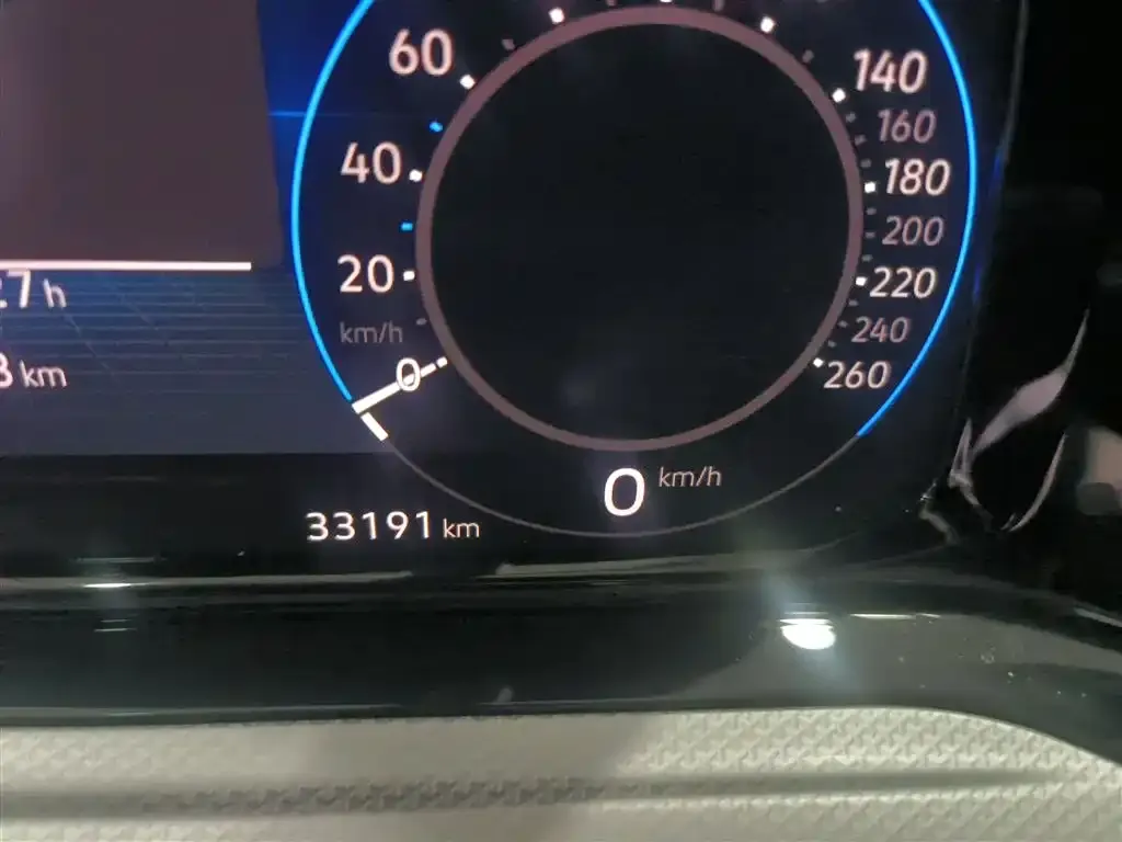 Volkswagen Golf 2022 из CN, фото 3