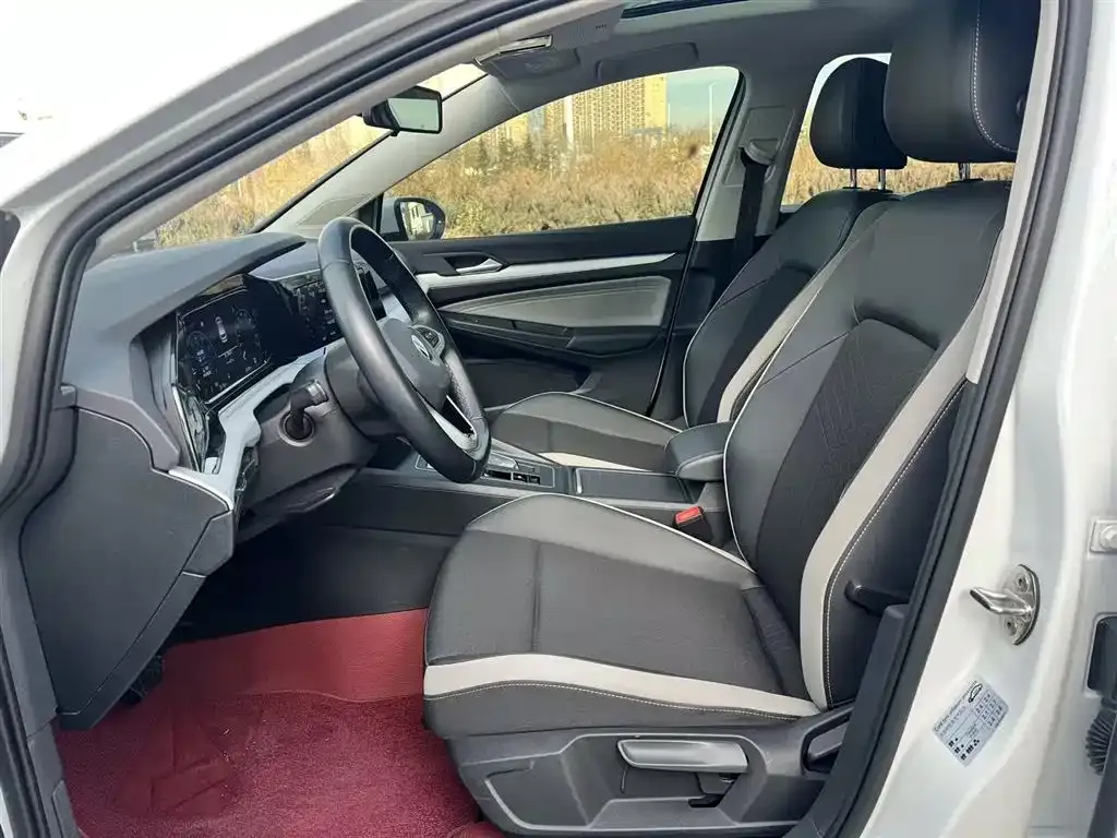 Volkswagen Golf 2022 из CN, фото 9
