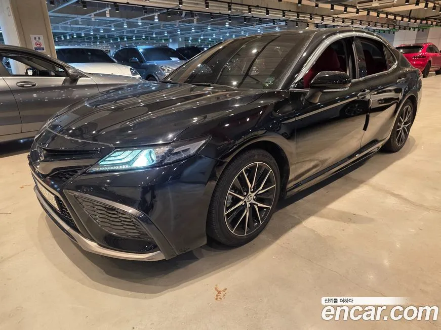 Toyota Camry 2022 из KR, фото 2