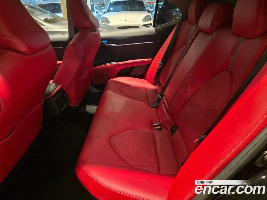 Toyota Camry 2022 из KR, фото 8