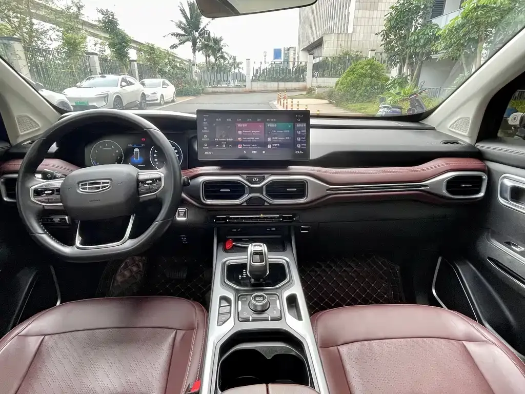 Geely Haoyue 2022 из CN, фото 4