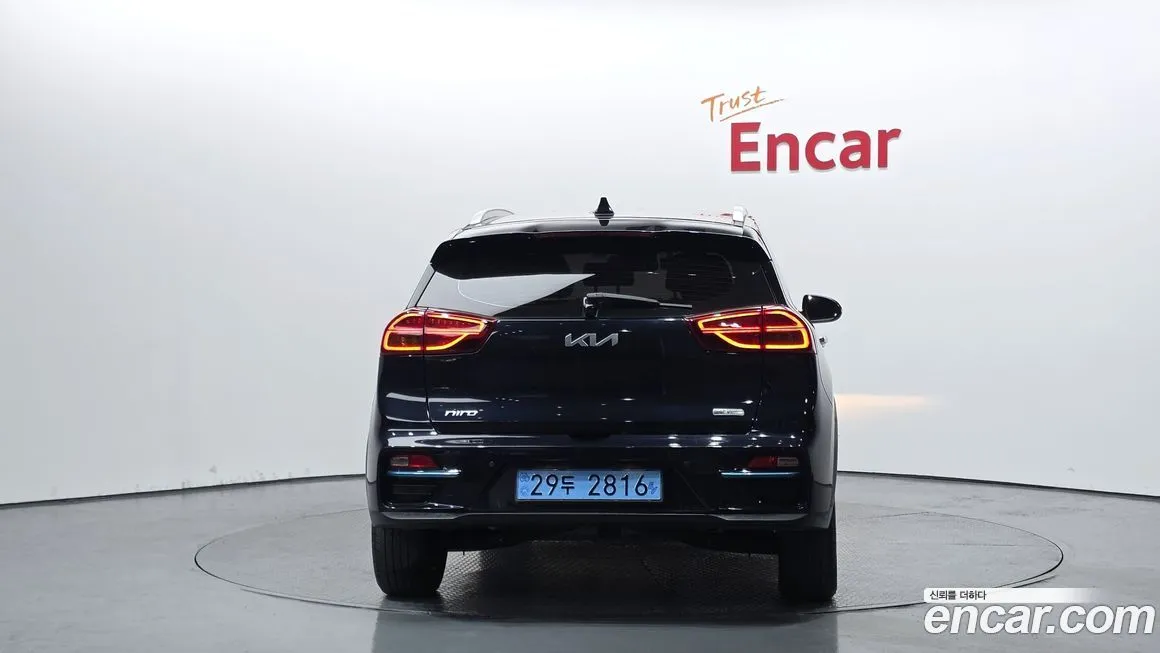 Kia Niro — фото 4