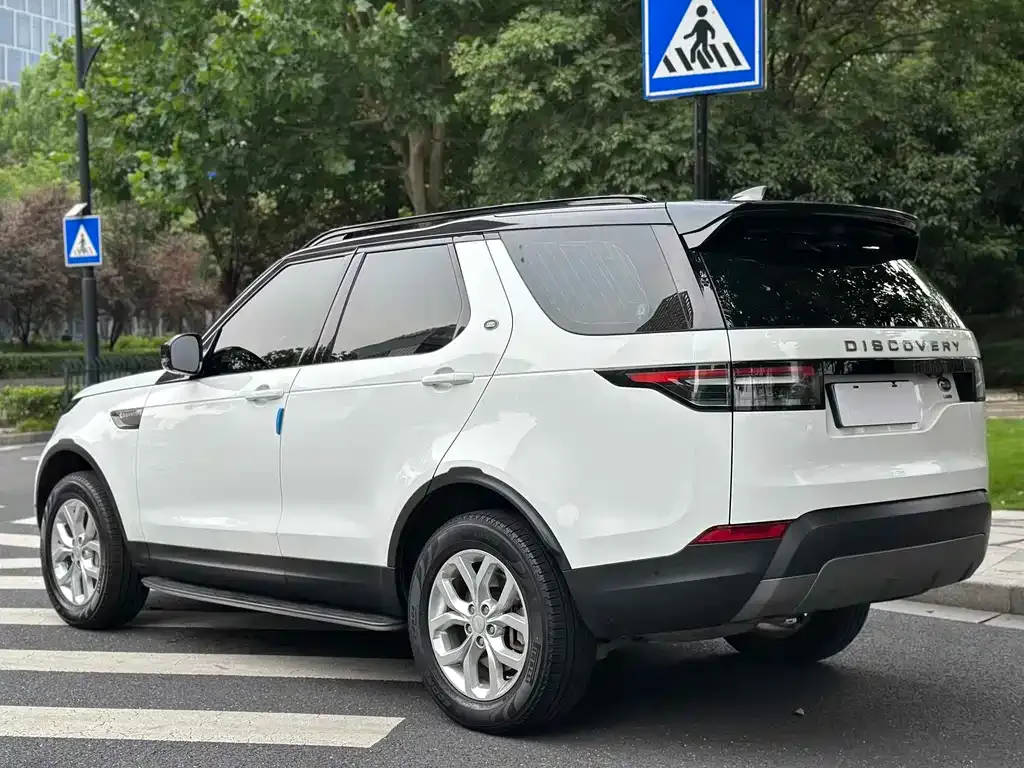 Land Rover Discovery 2021 из CN, фото 3