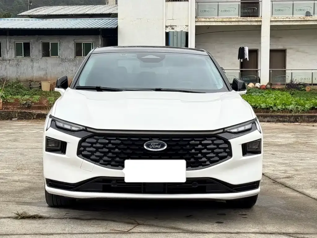 Ford Mondeo 2024 из CN, фото 2
