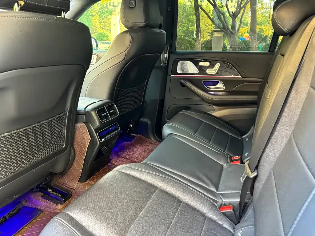 Mercedes-Benz GLS 2023 из CN, фото 8