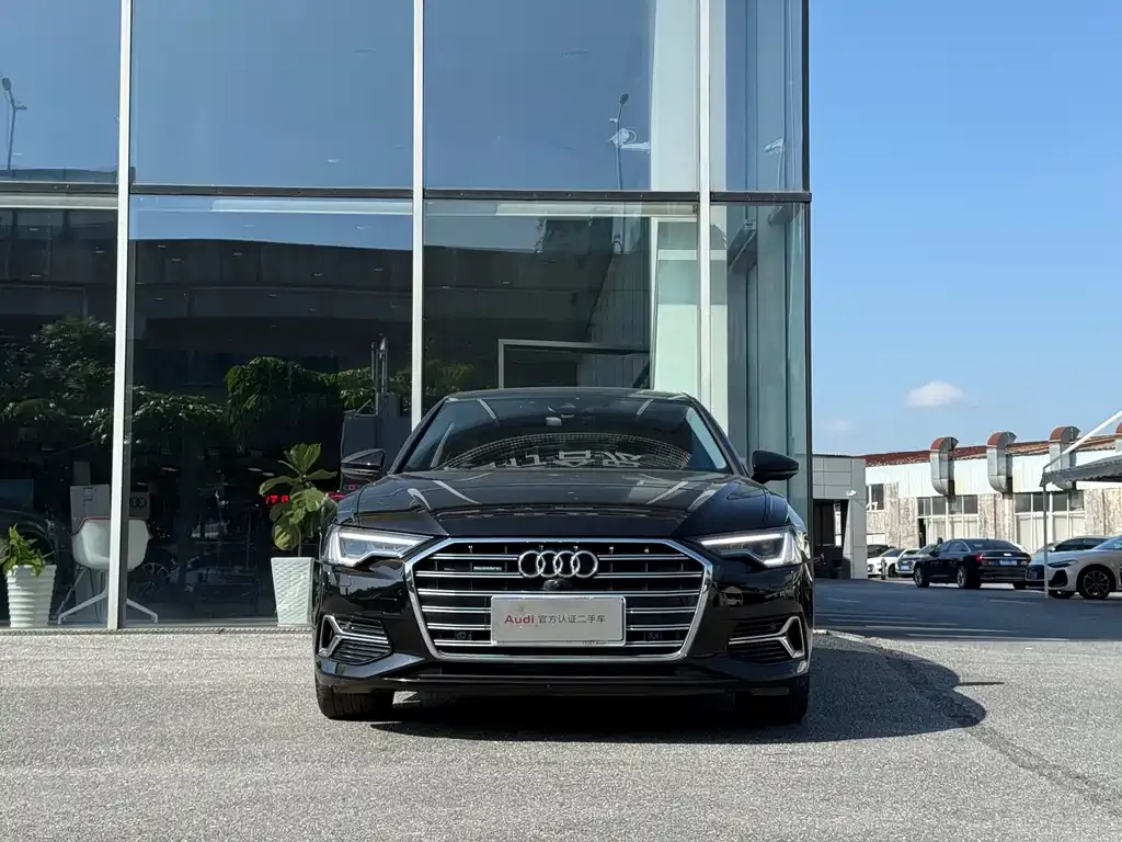Audi A6L 2024 из CN, фото 2