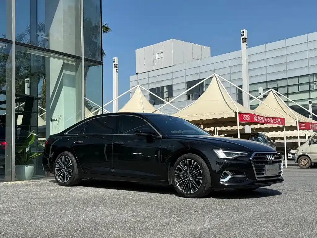 Audi A6L 2024 из CN, фото 3