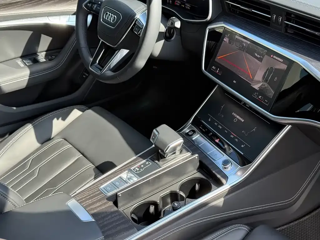 Audi A6L 2024 из CN, фото 4