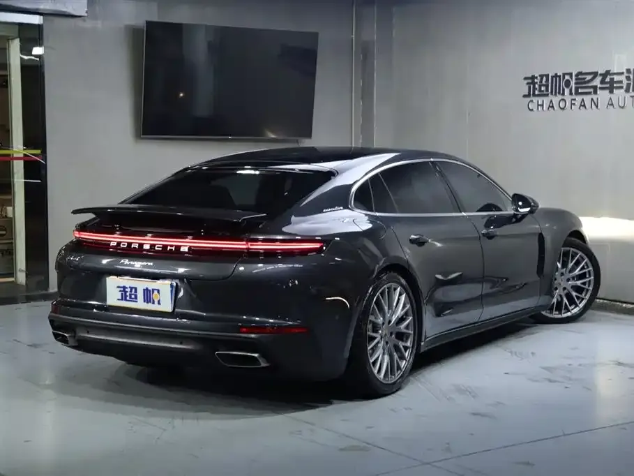 Porsche Panamera 2025 из CN, фото 5