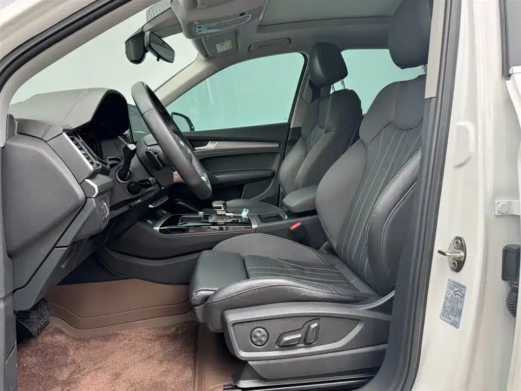 Audi Q5L 2021 из CN, фото 7