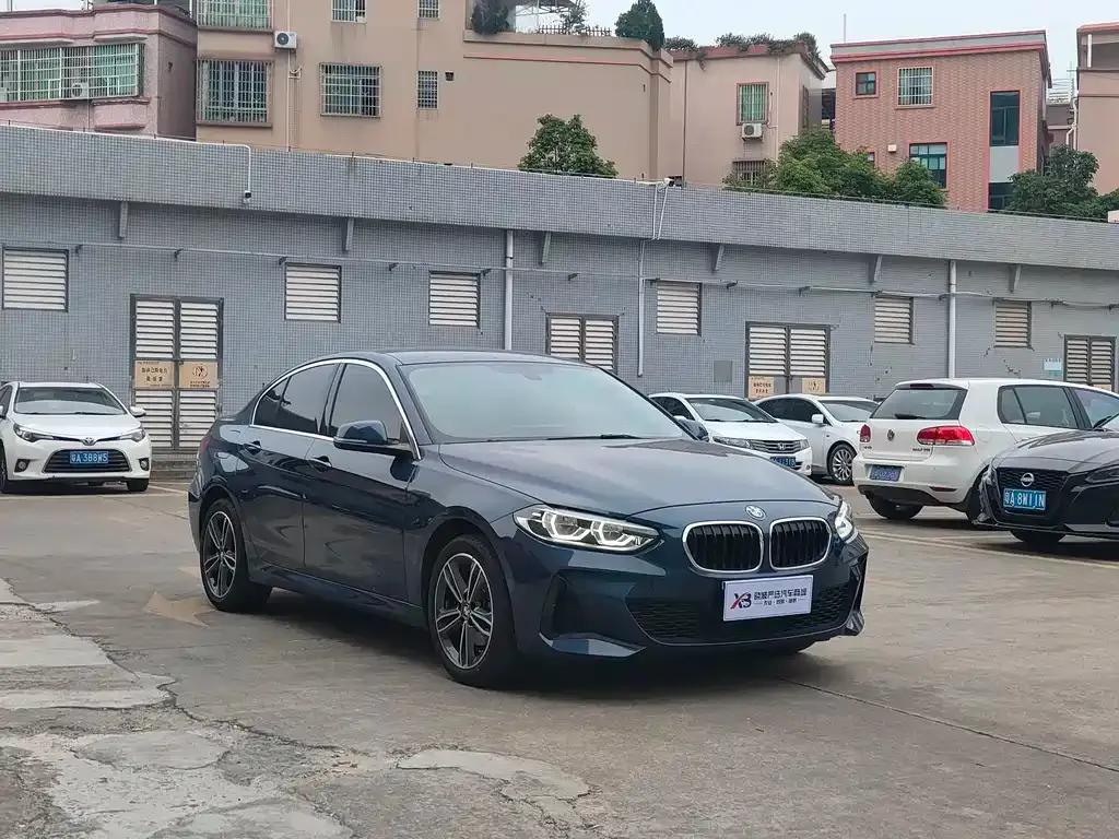 BMW 1 Series 2022 из CN, фото 3