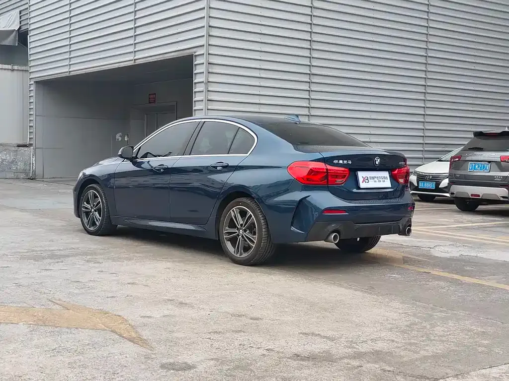 BMW 1 Series 2022 из CN, фото 4