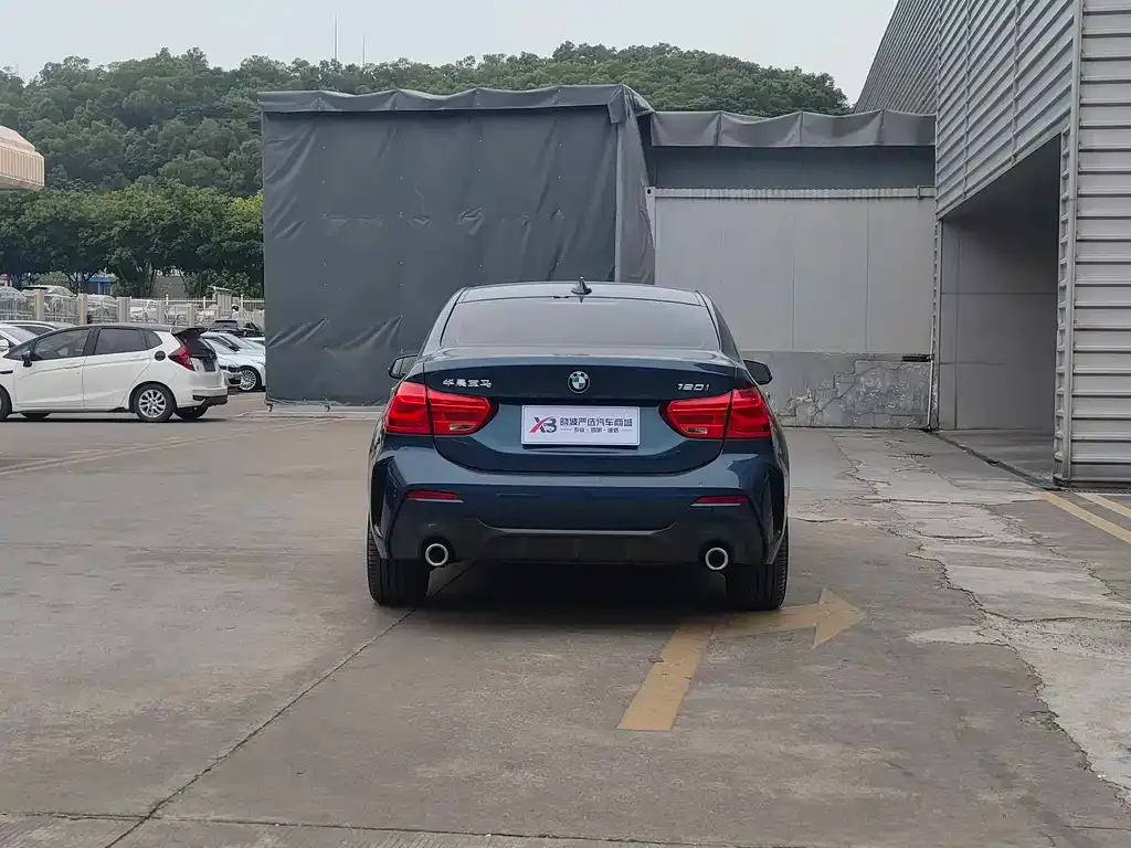BMW 1 Series 2022 из CN, фото 6