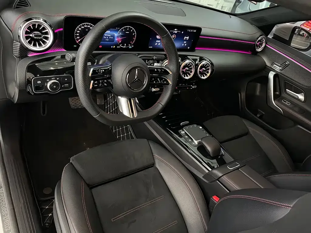 Mercedes-Benz A-Class 2023 из CN, фото 7