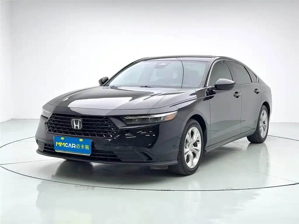 Honda Accord — фото 8