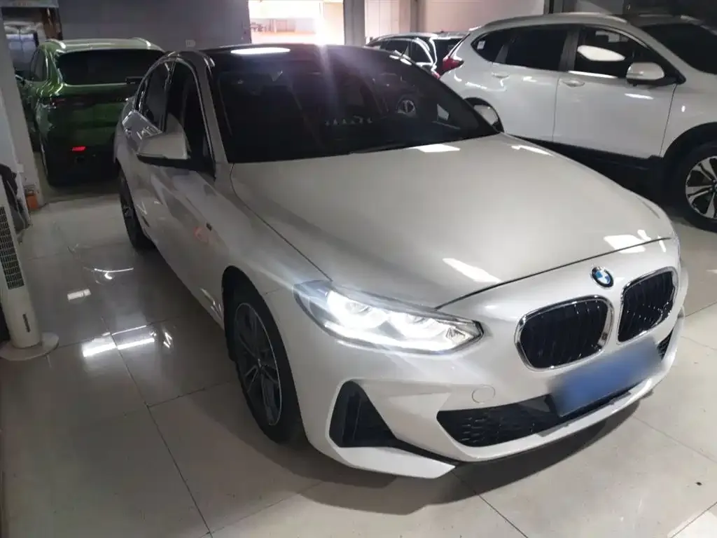 BMW 1 Series 2022 из CN, фото 4