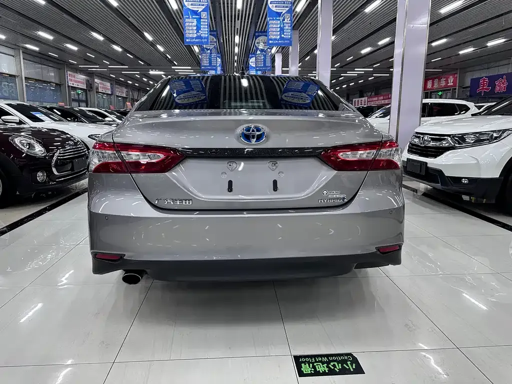 Toyota Camry 2023 из CN, фото 5