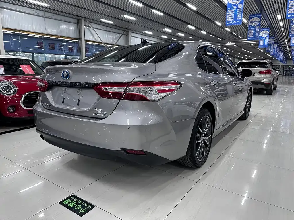Toyota Camry 2023 из CN, фото 6
