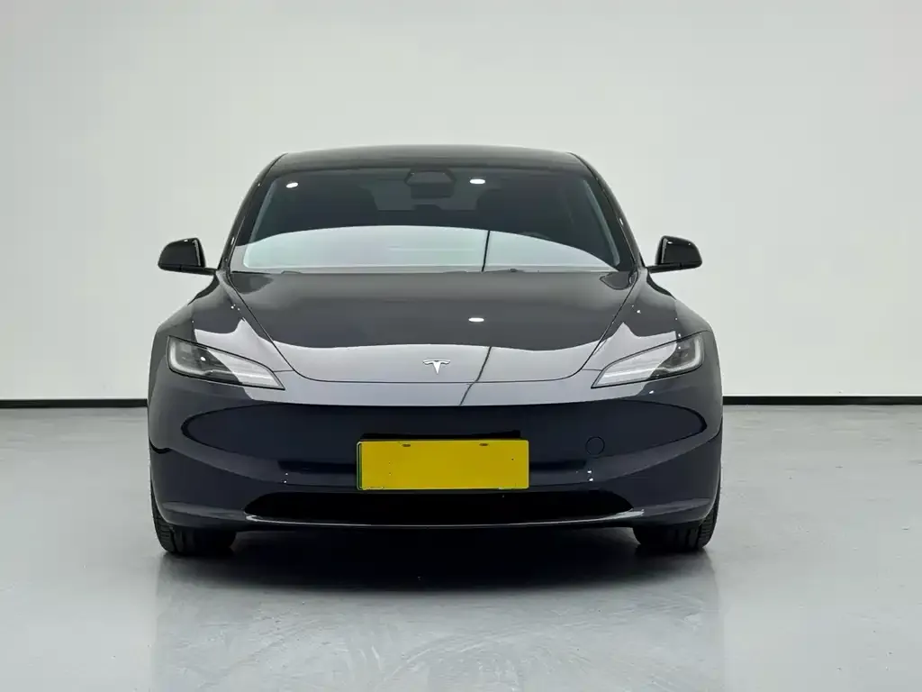 Tesla Model 3 2025 из CN, фото 2