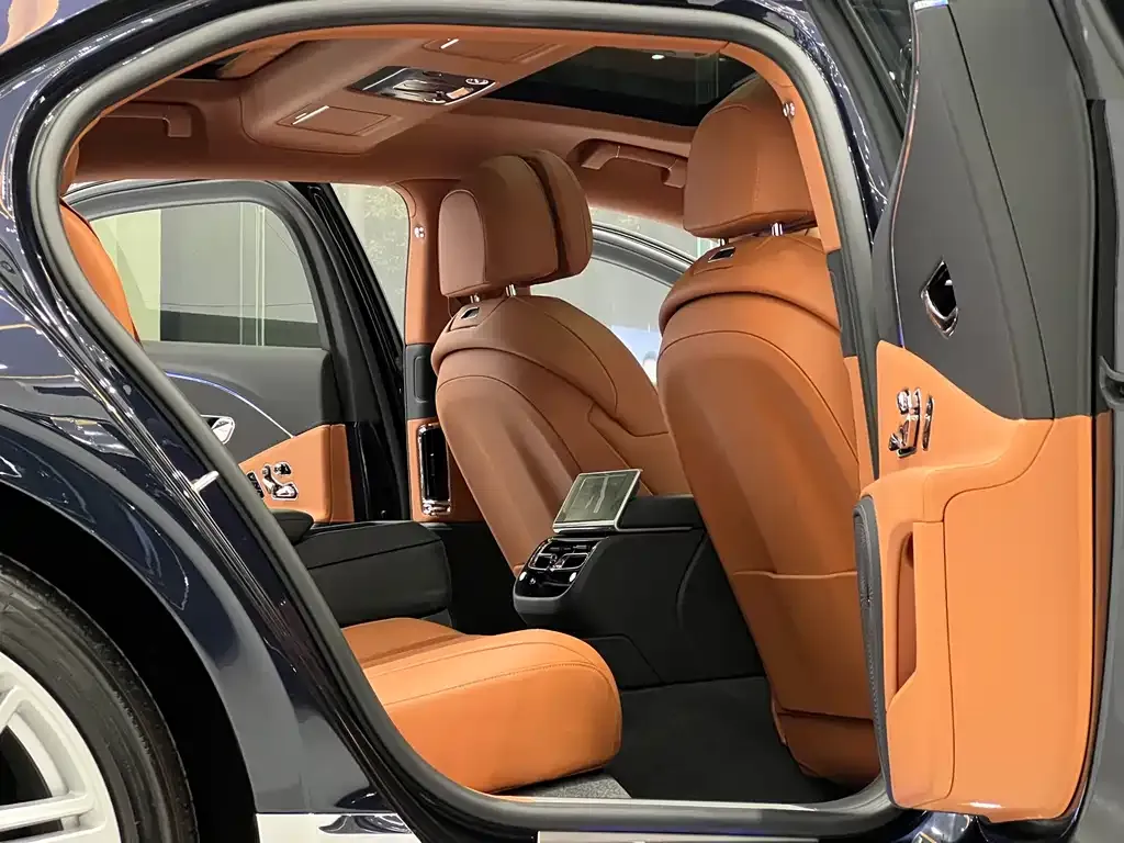 Bentley Flying Spur 2024 из CN, фото 7