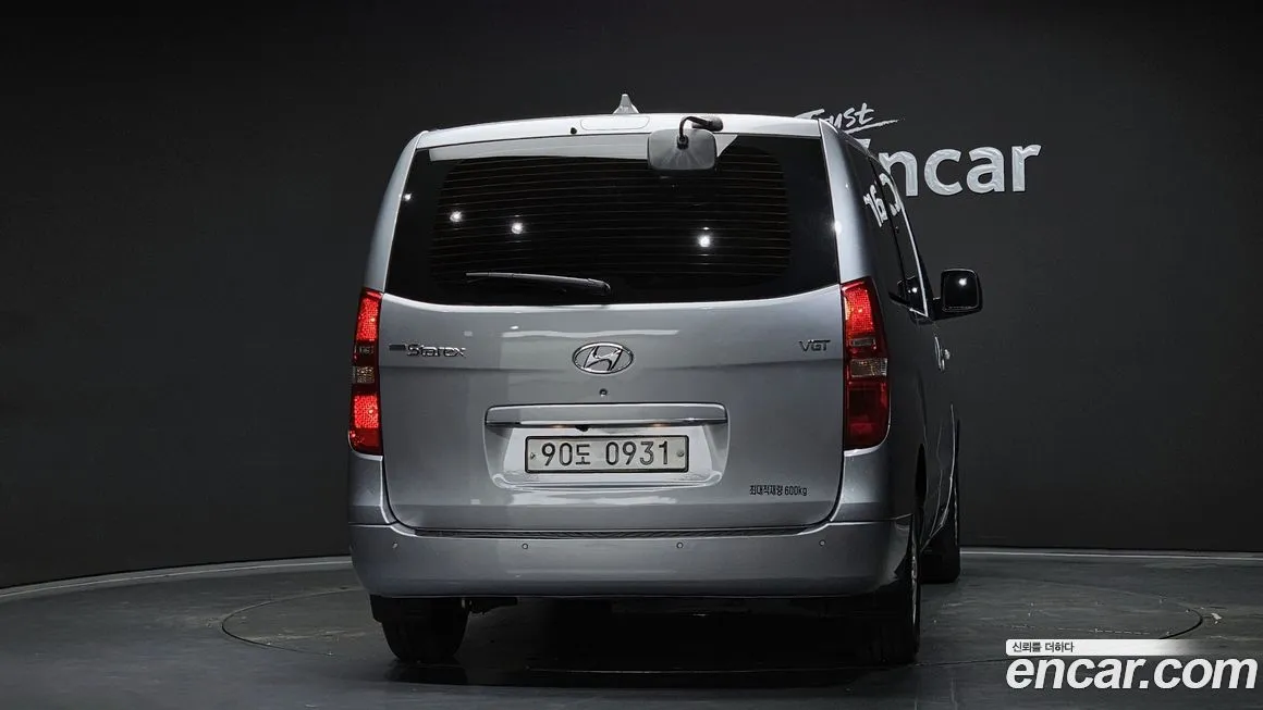 Hyundai Starex — фото 4