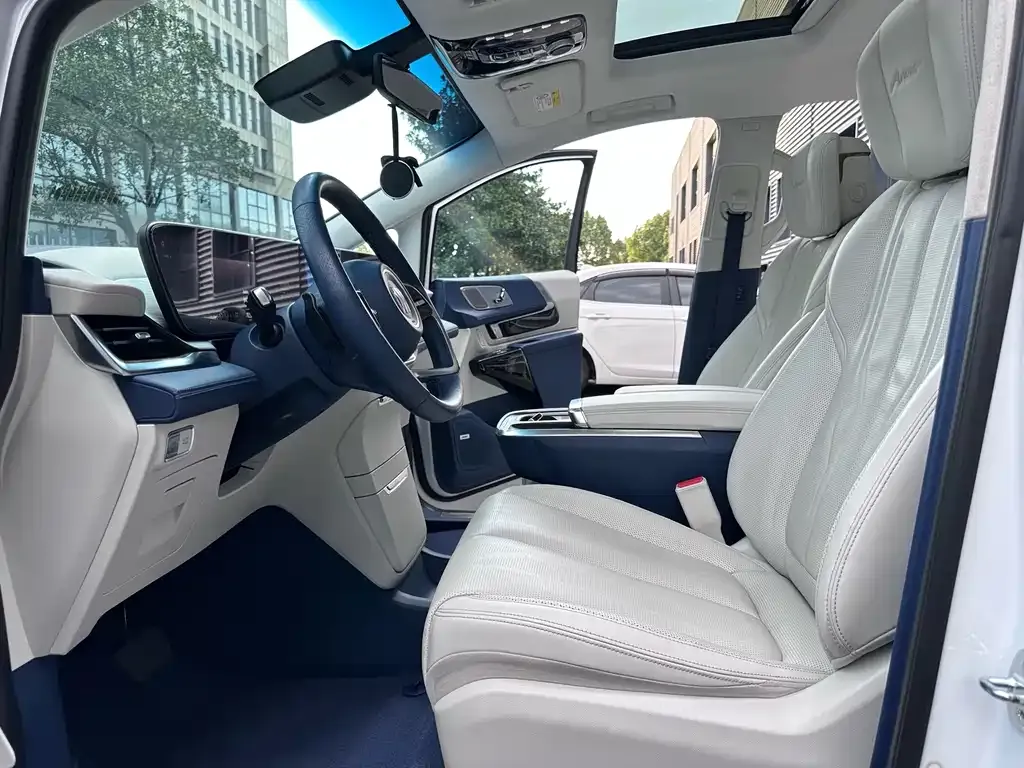 Buick Century 2024 из CN, фото 5