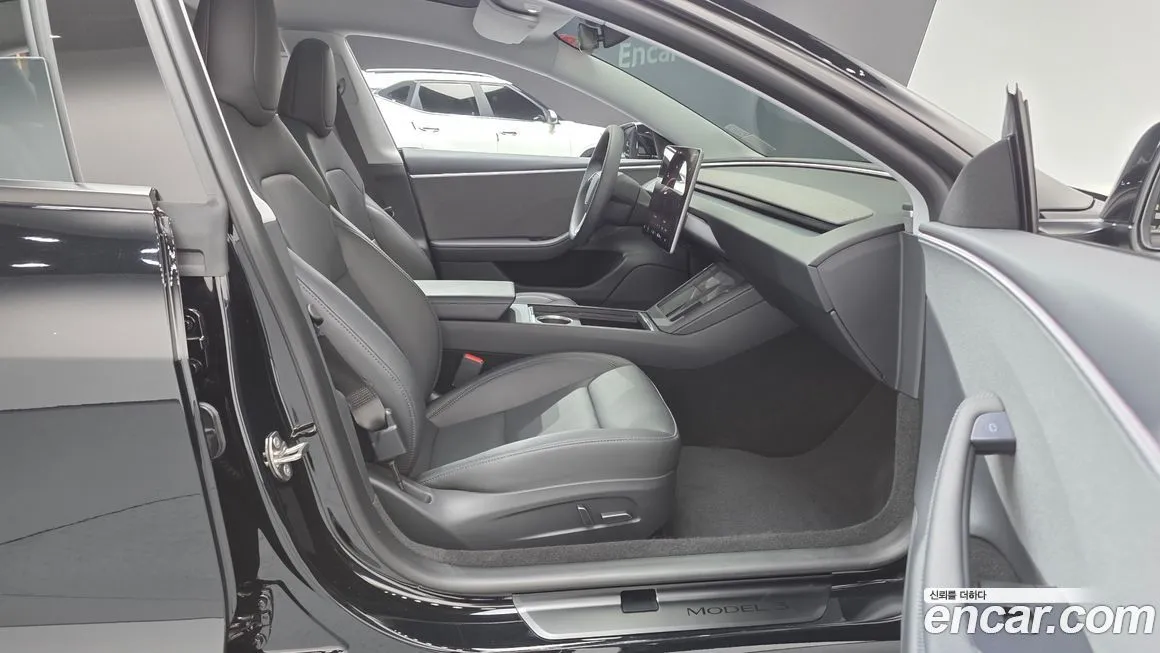Tesla Model 3 2024 из KR, фото 10