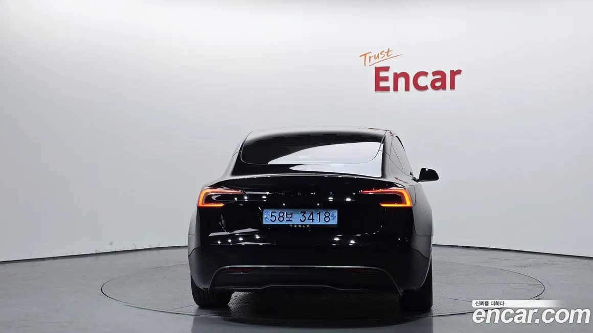 Tesla Model 3 2024 из KR, фото 4