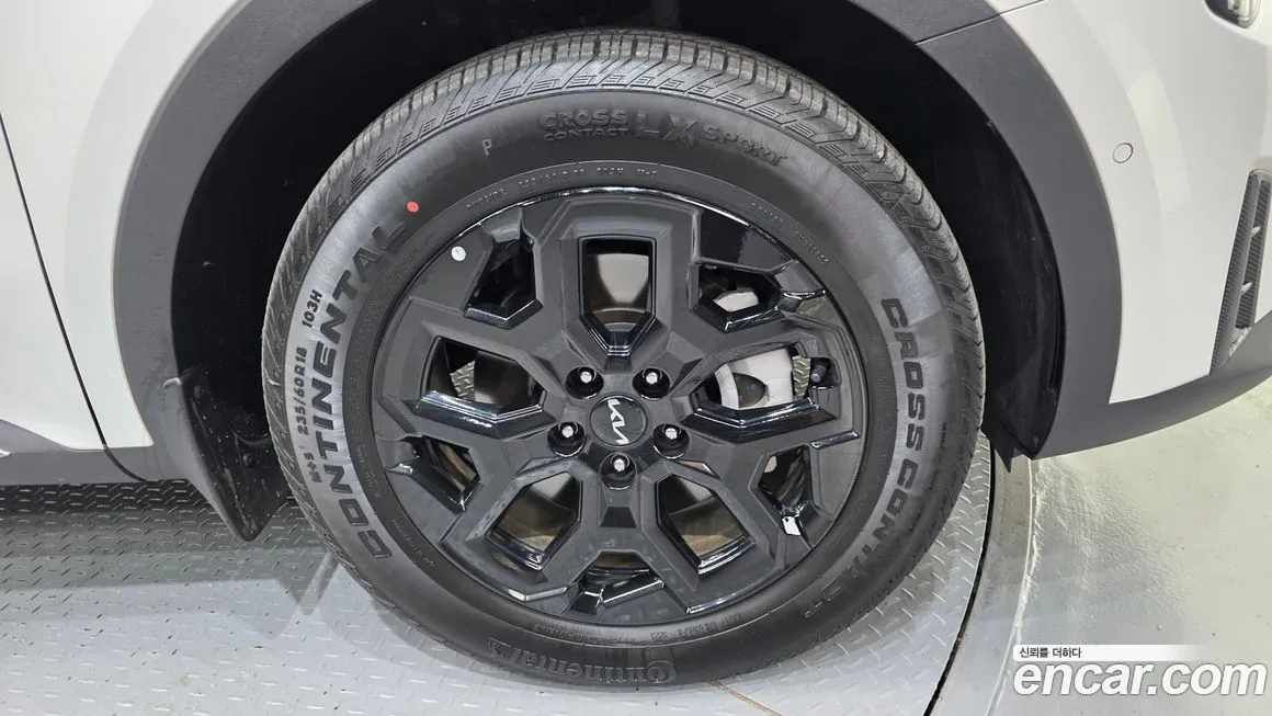 Kia Sorento — фото 5