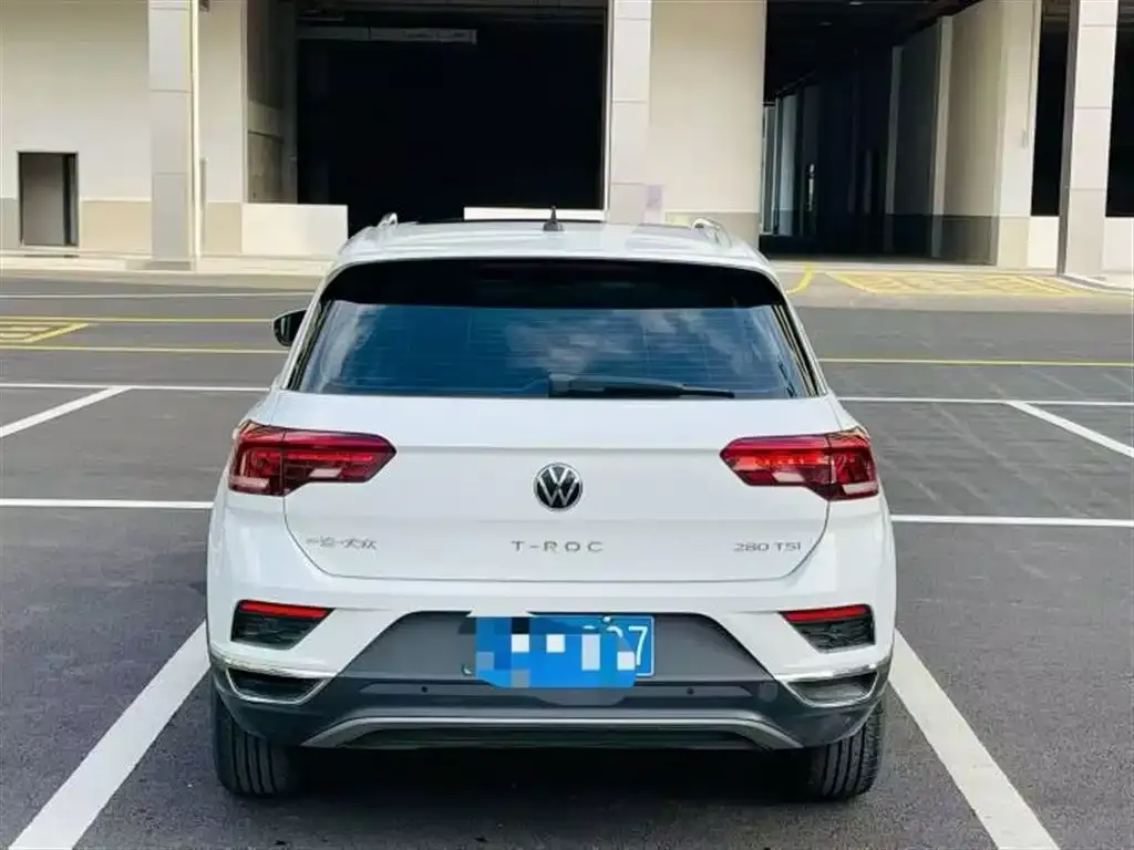 Volkswagen T-Roc 2023 из CN, фото 8