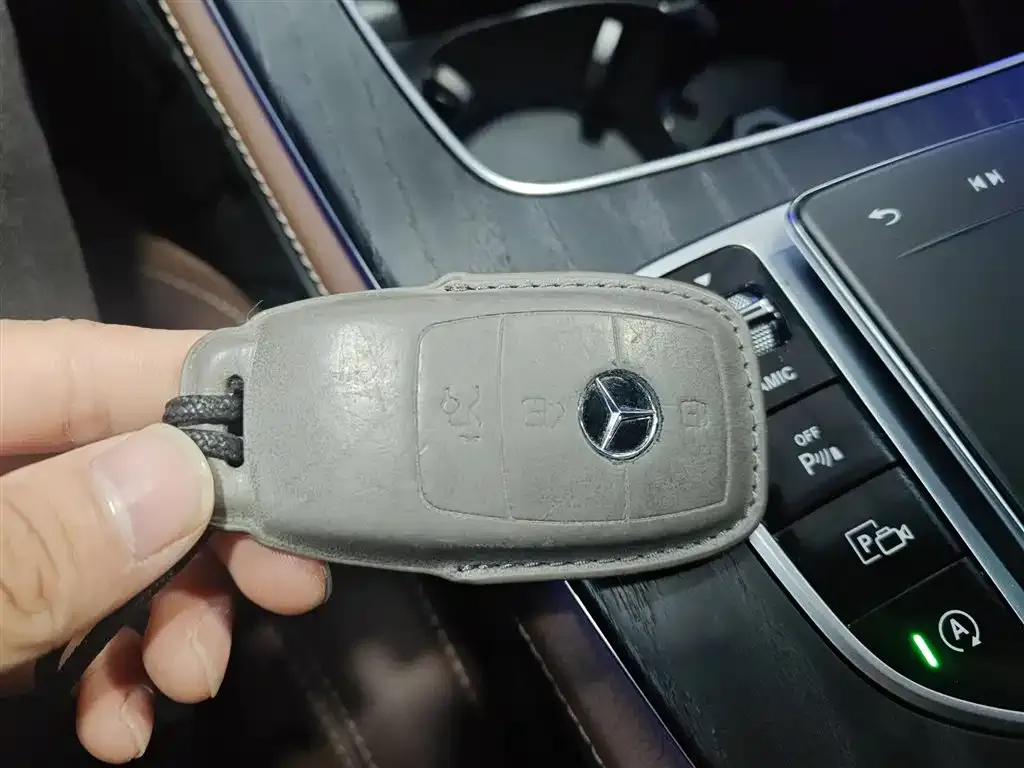 Mercedes-Benz E-Class 2023 из CN, фото 9