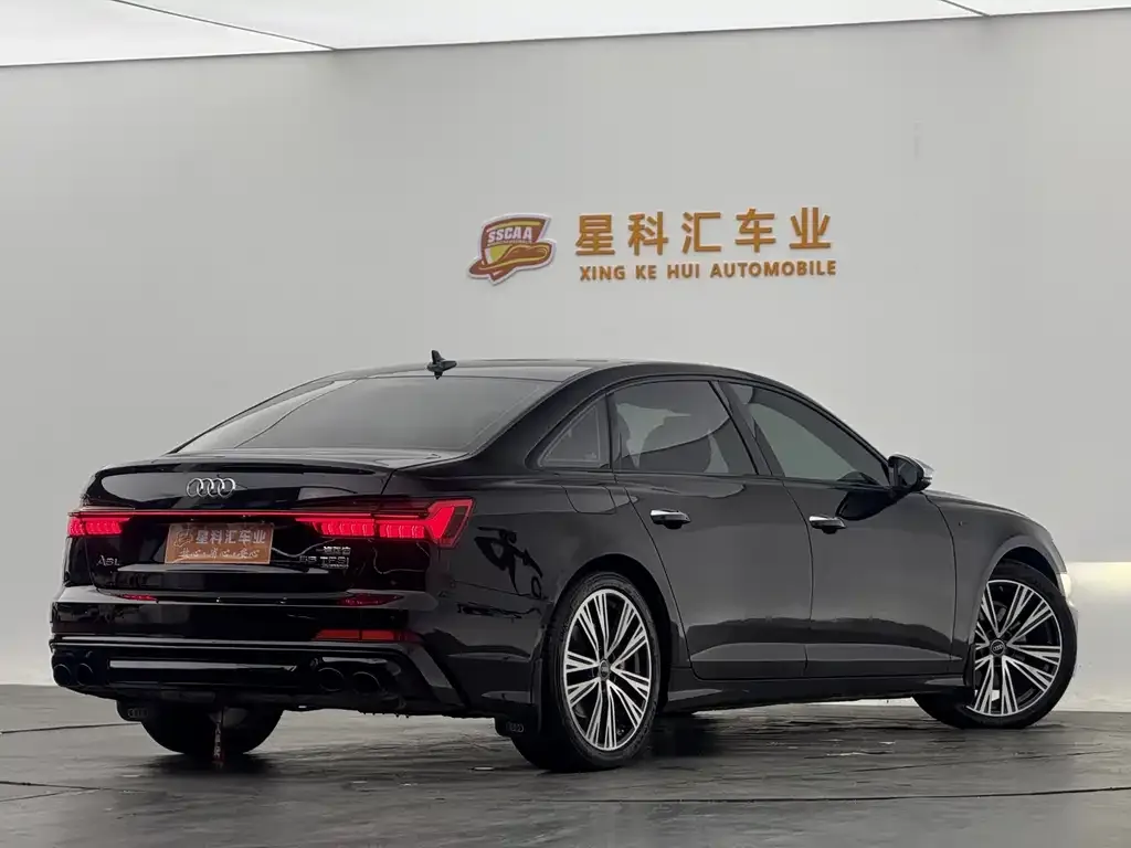 Audi A6L 2022 из CN, фото 10