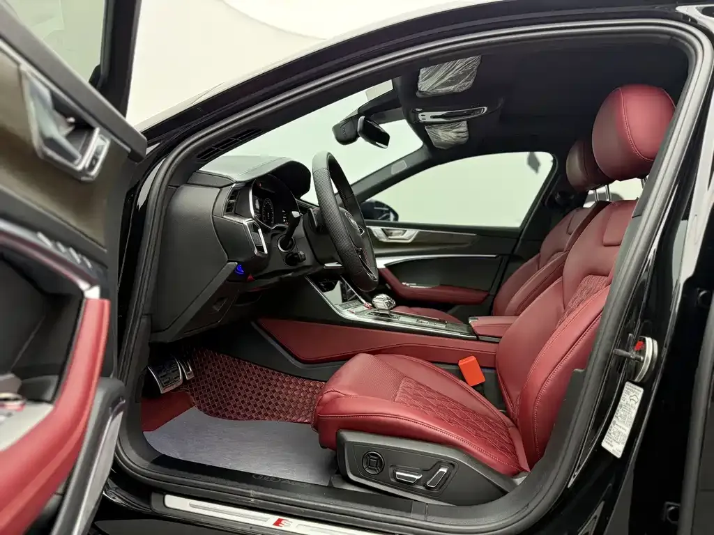 Audi A6L 2022 из CN, фото 4