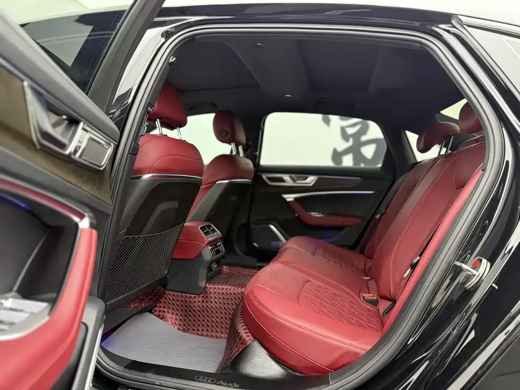 Audi A6L 2022 из CN, фото 5