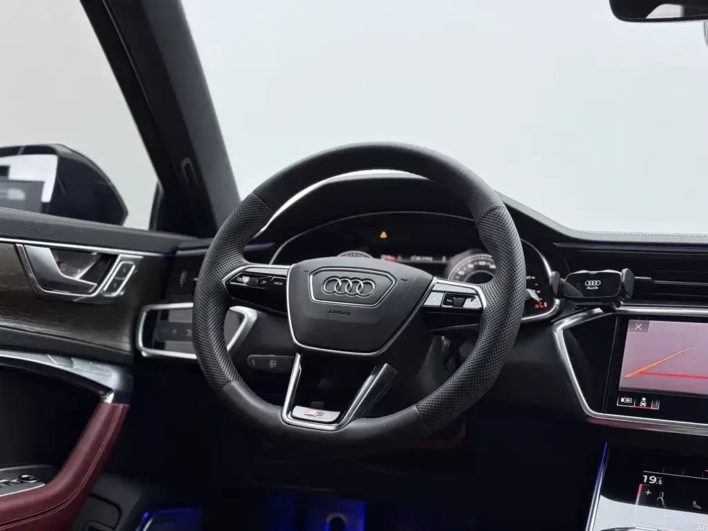 Audi A6L 2022 из CN, фото 7