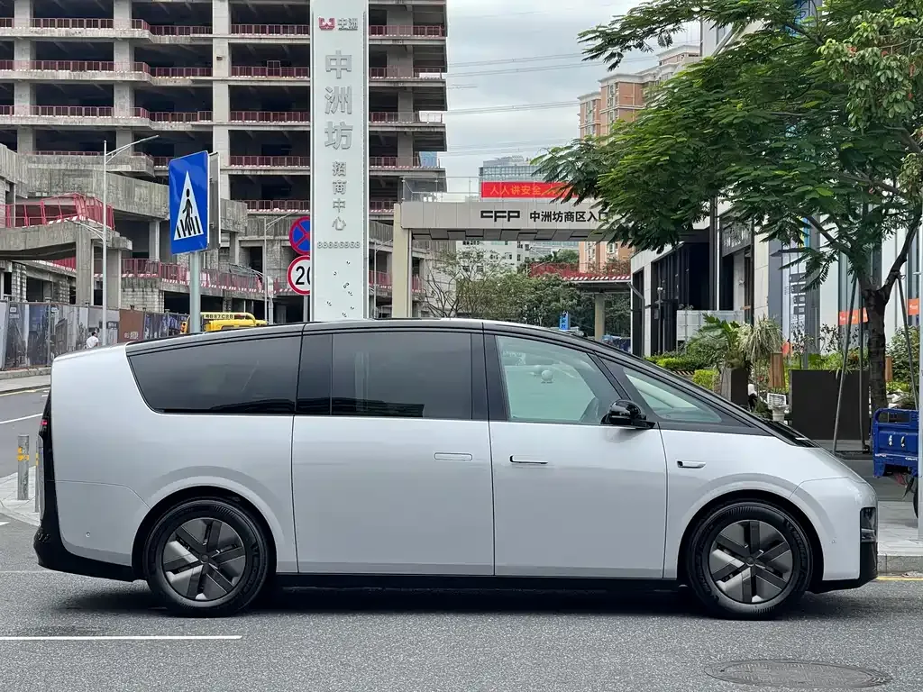 Li Auto MEGA 2025 из CN, фото 6
