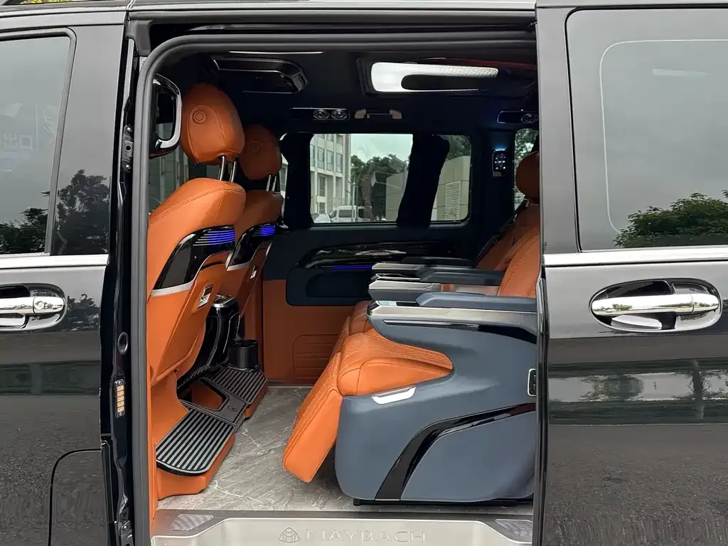 Mercedes-Benz Vito 2023 из CN, фото 10