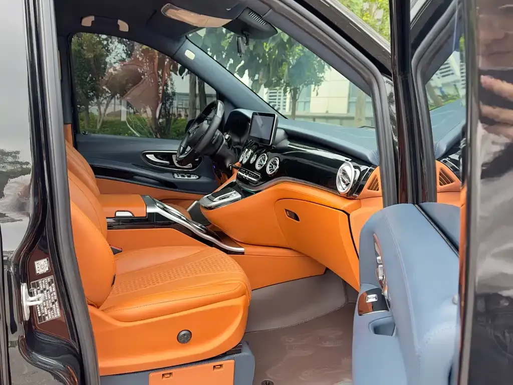 Mercedes-Benz Vito 2023 из CN, фото 8