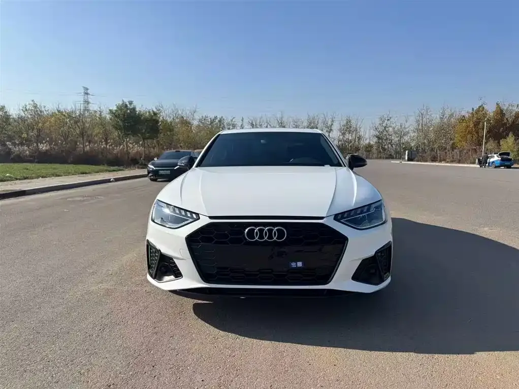 Audi A4L 2024 из CN, фото 2