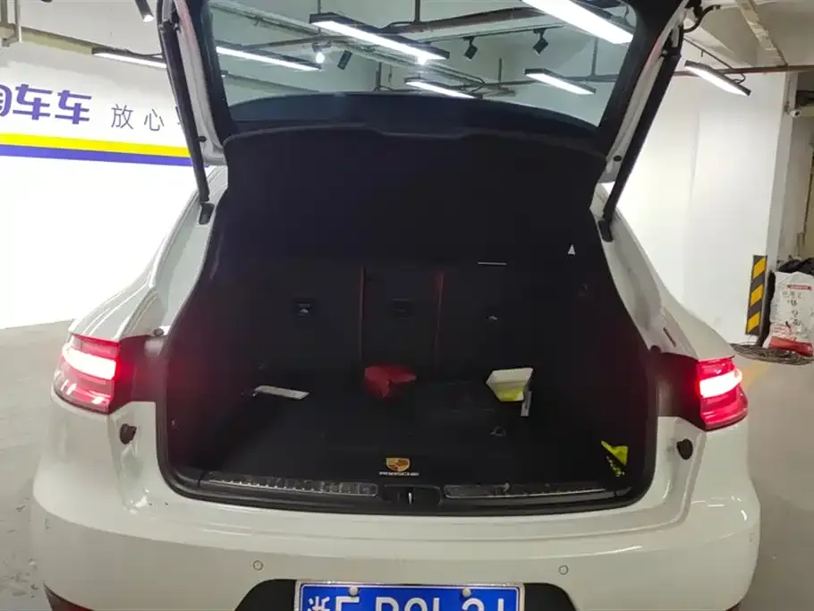Porsche Macan 2021 из CN, фото 4