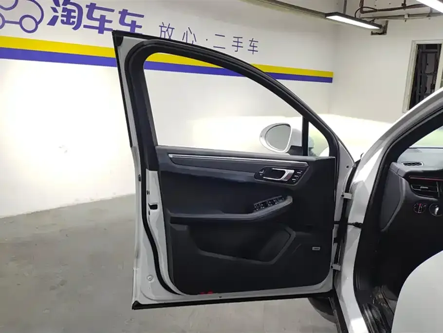 Porsche Macan 2021 из CN, фото 7