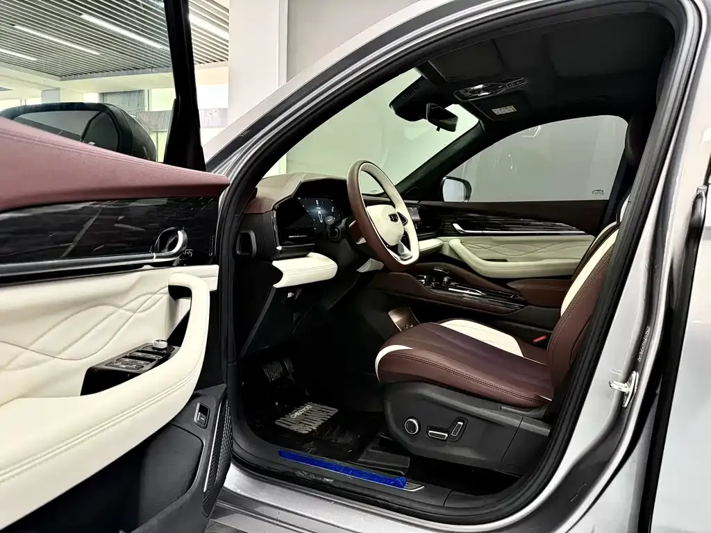 Geely Xingyue L 2024 из CN, фото 4