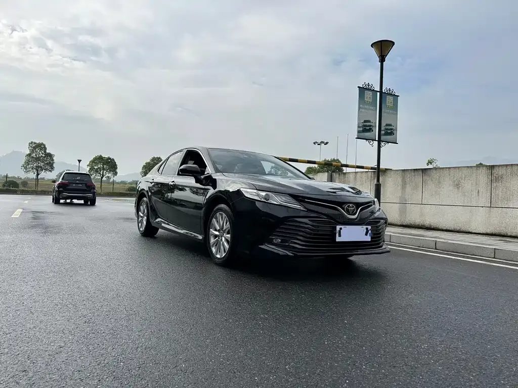 Toyota Camry 2021 из CN, фото 3