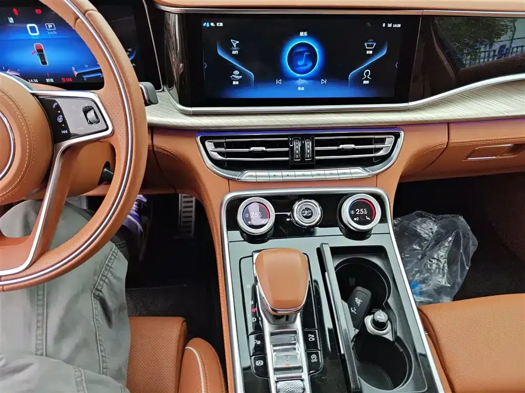 Hongqi H9 2022 из CN, фото 6